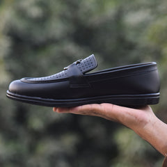 X-023: XeeGo Loafer with Bee Hardware - Black