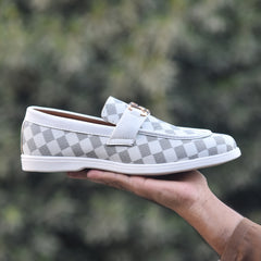 X-030: XeeGo Men's White Checkered Loafer - White Check