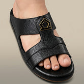 X 027 - XeeGo | Premium Pebble-Grain Slide in Jet Black