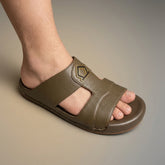 X 027 - XeeGo | Premium Pebble-Grain Slide in Deep Olive