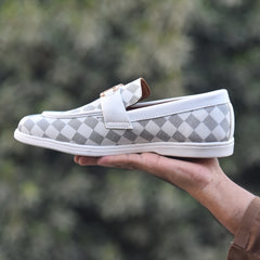X-030: XeeGo Men's White Checkered Loafer - White Check