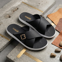 W M 70 - XeeGo Women’s Ultra-Light Buckle Slides - Jet Black