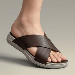 XeeGo X-45 | Cross-Strap Textured Slide - Brown
